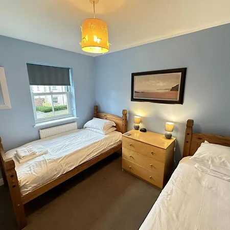 Tatil Evi Greenwich - Part Of The The Bay Filey Village With Pool, Gym And Direct Access, Pub, Restaurant, Tennis And Meadows Walks *