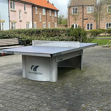 Greenwich - Part Of The The Bay Filey Village With Pool, Gym And Direct Access, Pub, Restaurant, Tennis And Meadows Walks * Reighton