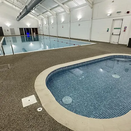 Greenwich - Part Of The The Bay Filey Village With Pool, Gym And Direct Access, Pub, Restaurant, Tennis And Meadows Walks *