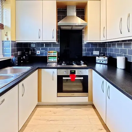 Greenwich - Part Of The The Bay Filey Village With Pool, Gym And Direct Access, Pub, Restaurant, Tennis And Meadows Walks Feriehus