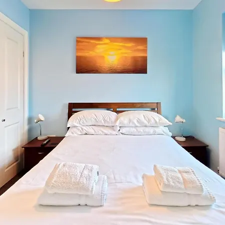 Greenwich - Part Of The The Bay Filey Village With Pool, Gym And Direct Access, Pub, Restaurant, Tennis And Meadows Walks