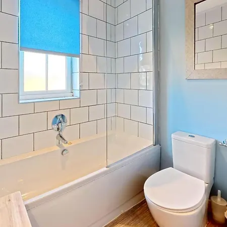 Greenwich - Part Of The The Bay Filey Village With Pool, Gym And Direct Access, Pub, Restaurant, Tennis And Meadows Walks Hébergement de vacances Reighton